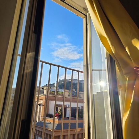 Barbaja Suites In Street Toledo 205 Naples Luaran gambar