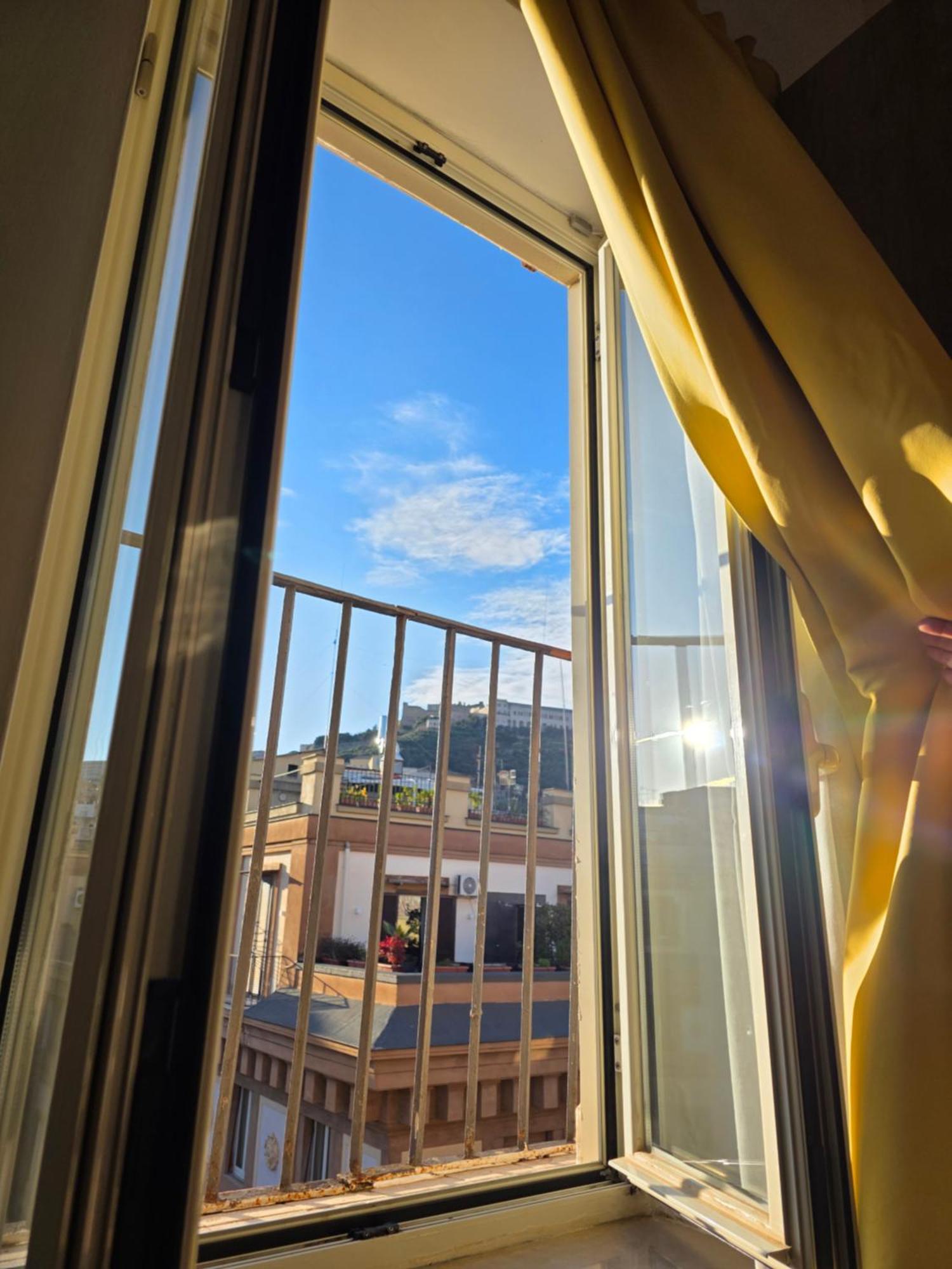 Barbaja Suites In Street Toledo 205 Naples Luaran gambar